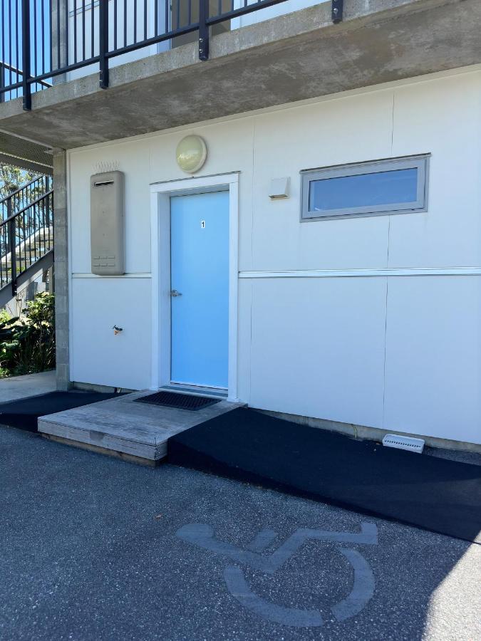 Carters By The Sea Motel Carters Beach Bagian luar foto