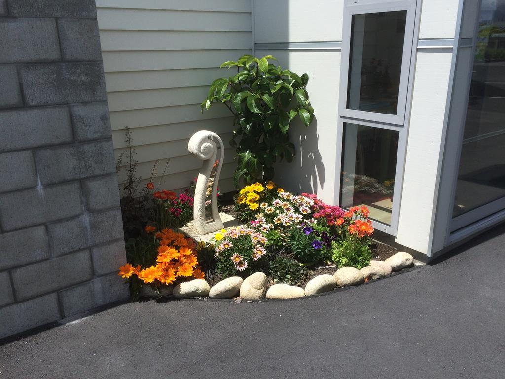 Carters By The Sea Motel Carters Beach Bagian luar foto
