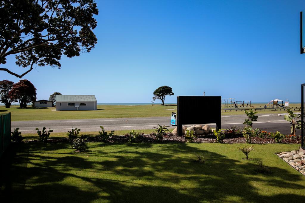 Carters By The Sea Motel Carters Beach Bagian luar foto